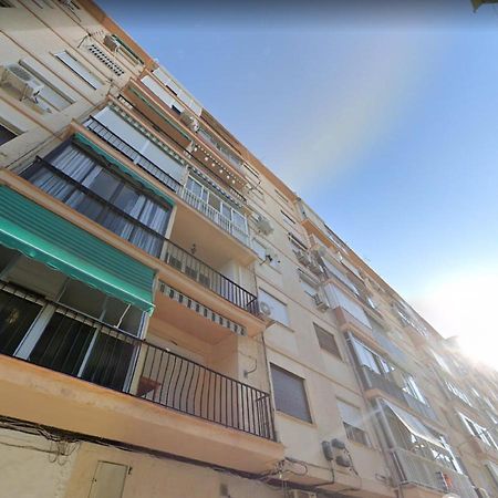Apartamento En Calle Mendoza - Zona Huelin & 300 Mts De La Playa Apartment Malaga Bagian luar foto