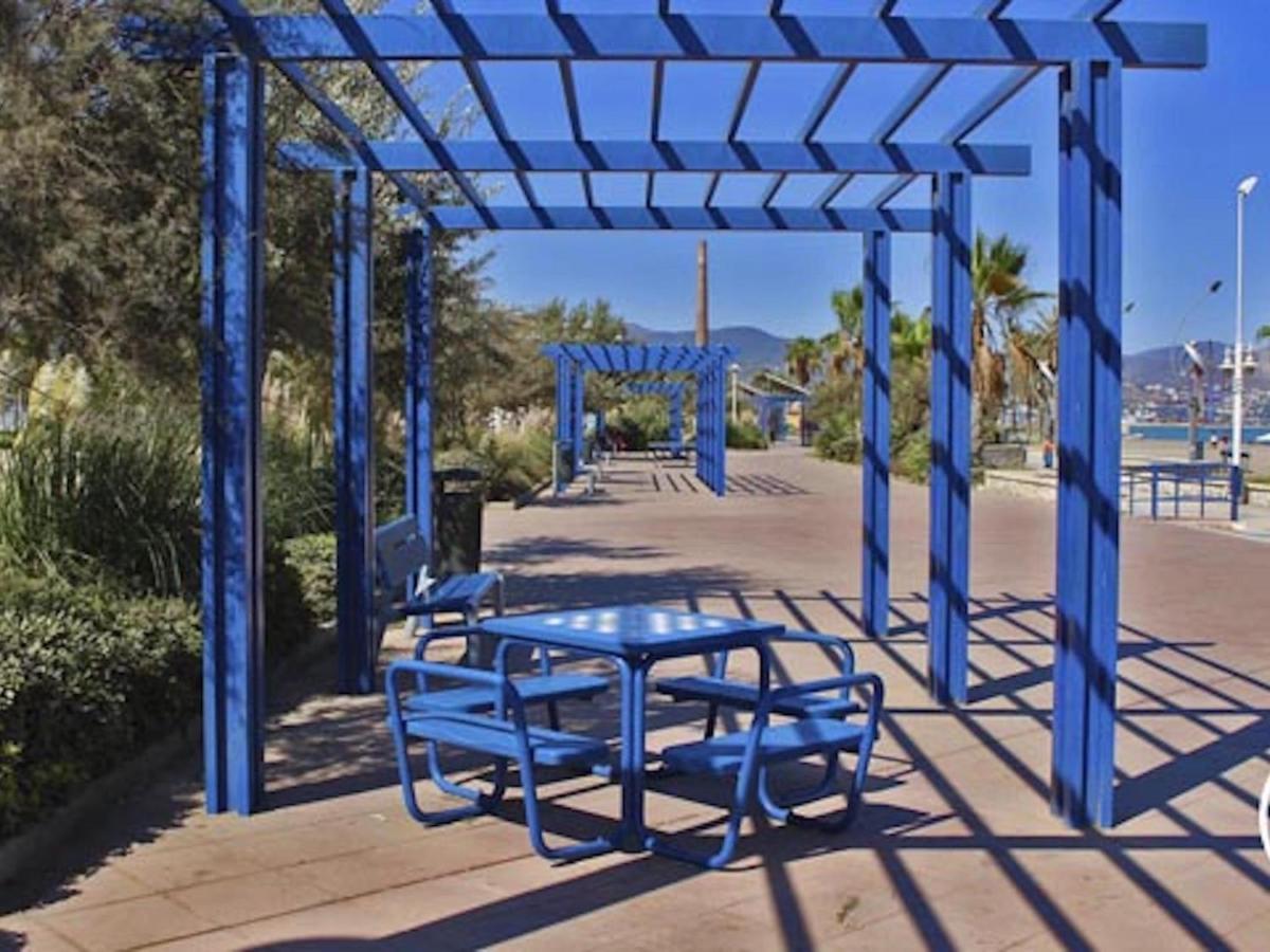 Apartamento En Calle Mendoza - Zona Huelin & 300 Mts De La Playa Apartment Malaga Bagian luar foto
