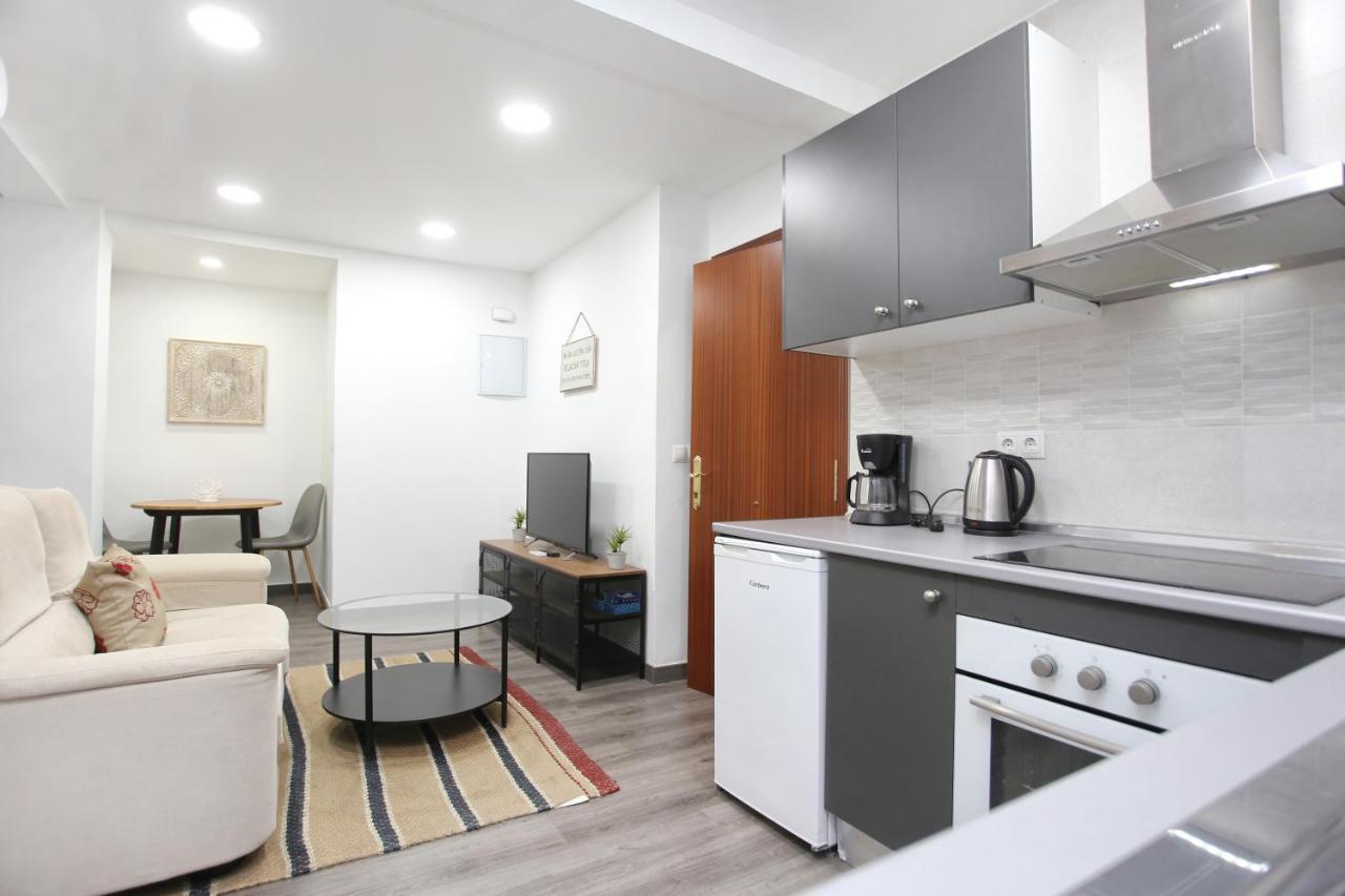 Apartamento En Calle Mendoza - Zona Huelin & 300 Mts De La Playa Apartment Malaga Bagian luar foto