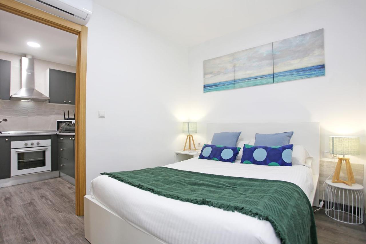 Apartamento En Calle Mendoza - Zona Huelin & 300 Mts De La Playa Apartment Malaga Bagian luar foto
